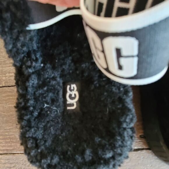 UGG OH FLUFFITA BLACK SHEEPSKIN SLIPPER SLIDE SANDALS 1120876 Size 8 - Picture 4 of 9